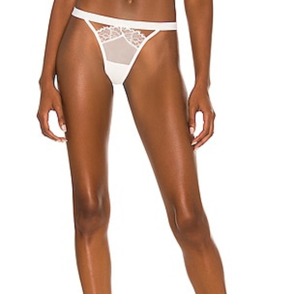 NWT Thistle and Spire White Keyhole Sidney Thong